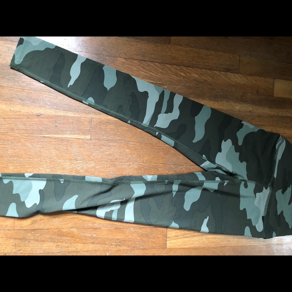 VS PINK high waisted camo leggings